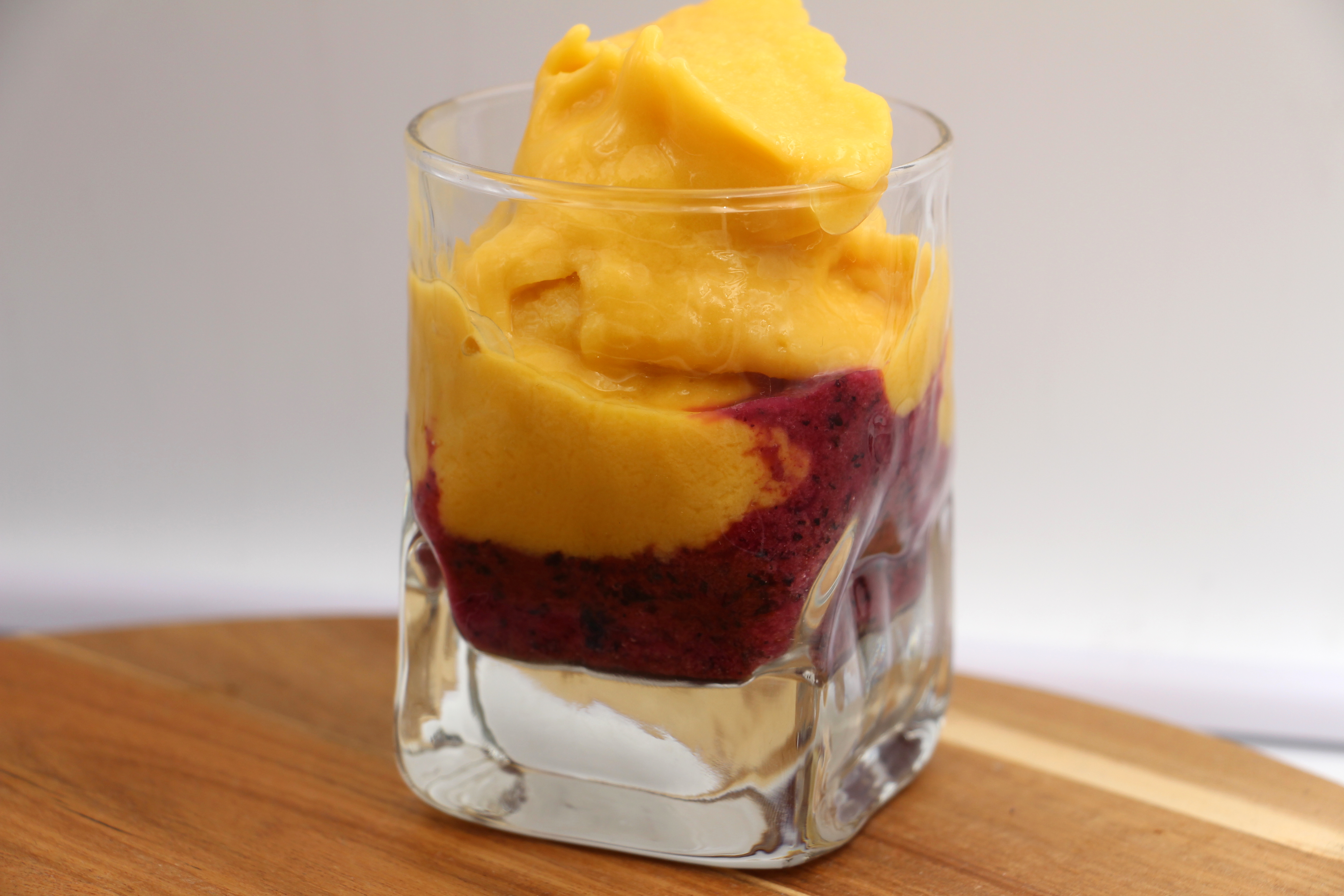 mango-blueberry smoothie bowl